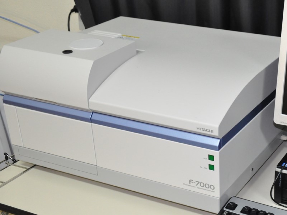 分光蛍光光度計 F7000